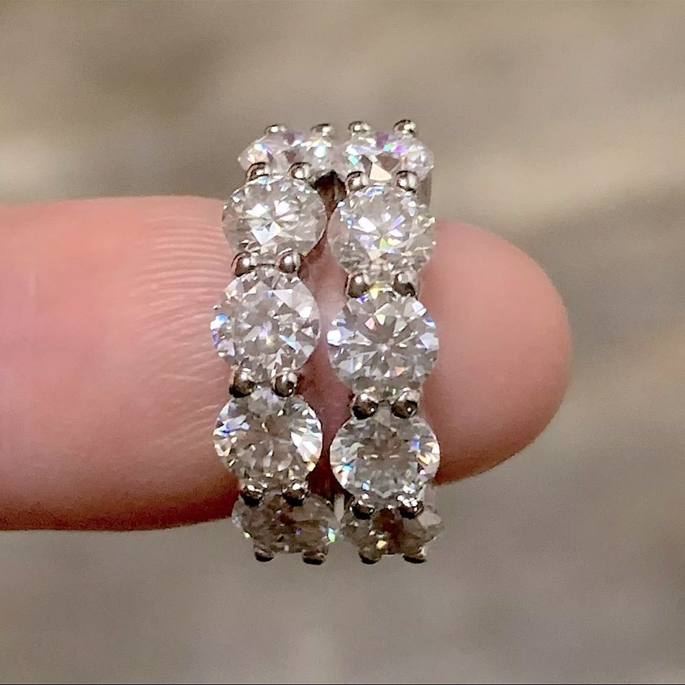 Round Brilliant 2CT total weight prong setting Hoop earrings